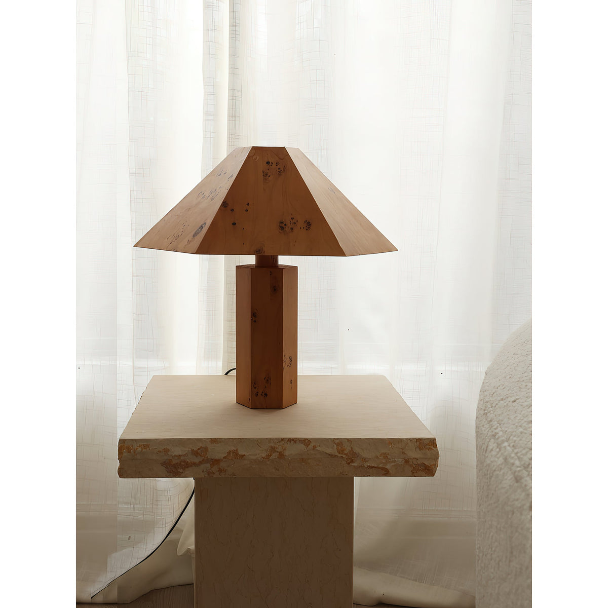 Lorvienne lámpara de mesa