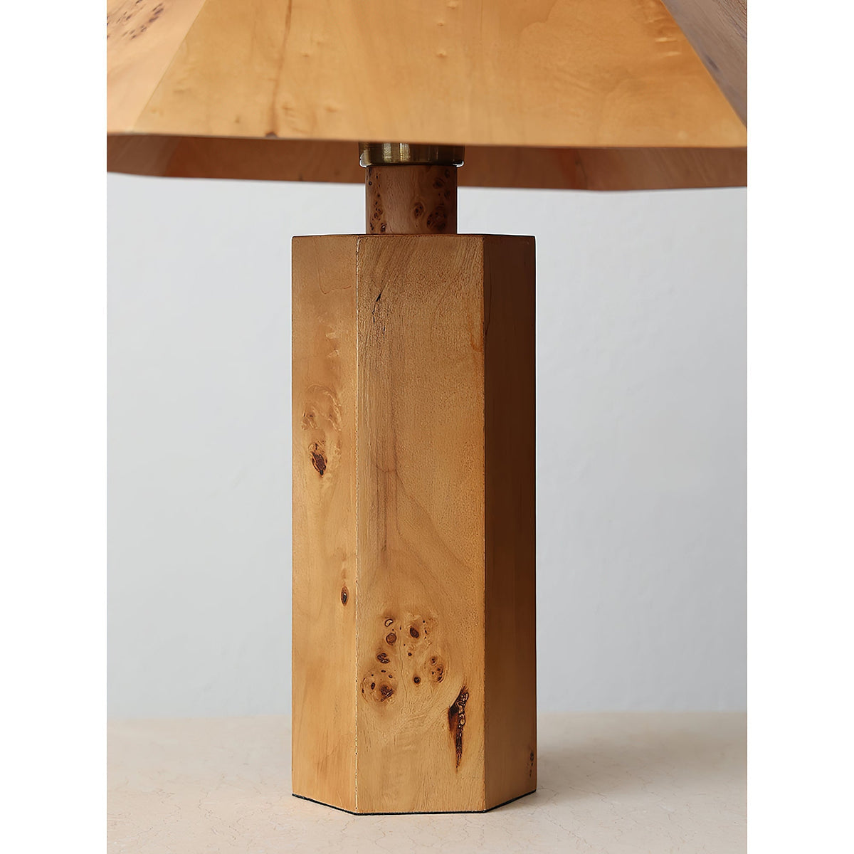 Lorvienne lámpara de mesa