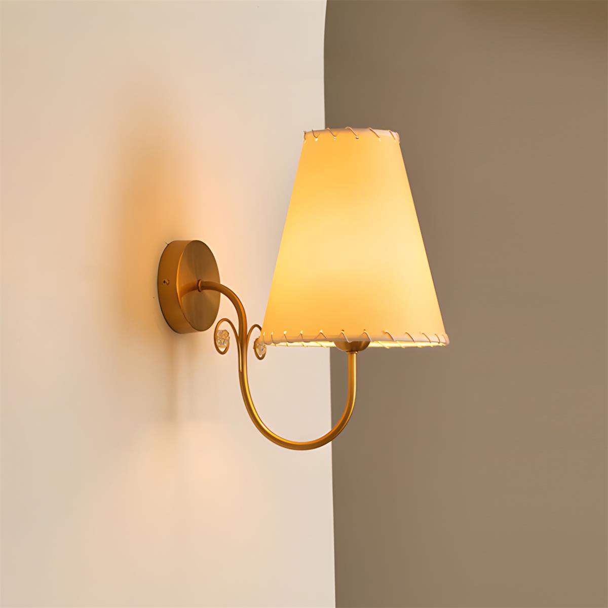 Greer aplique de pared Gentle Bend