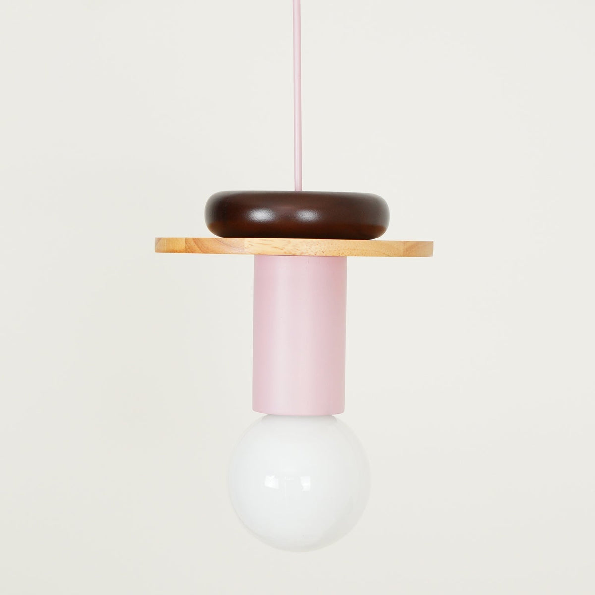 Gram lámpara colgante moderna de madera