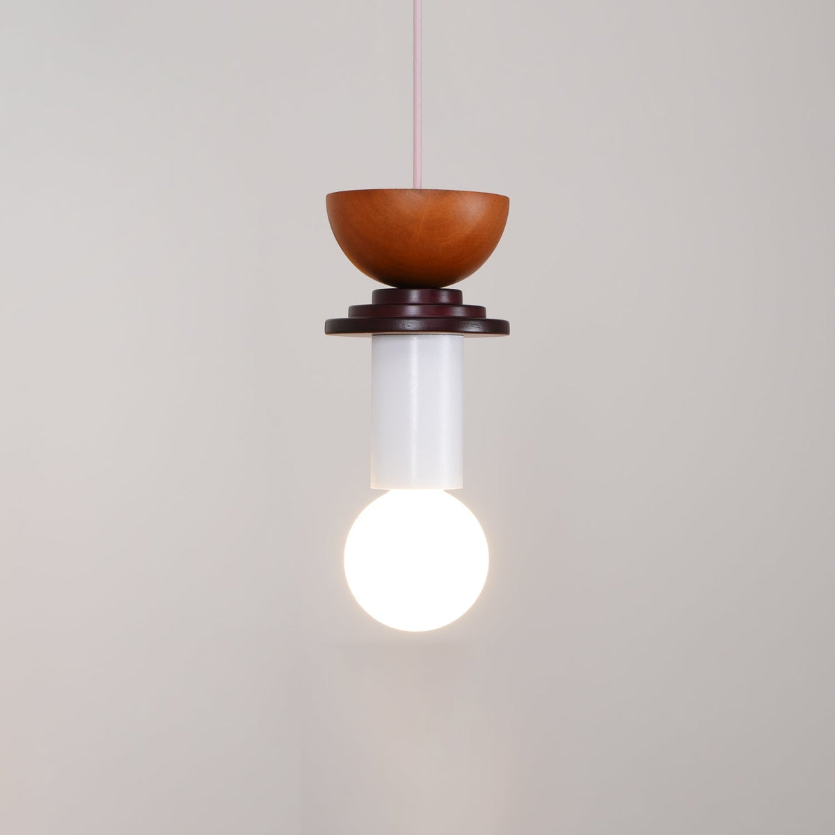 Gram lámpara colgante moderna de madera