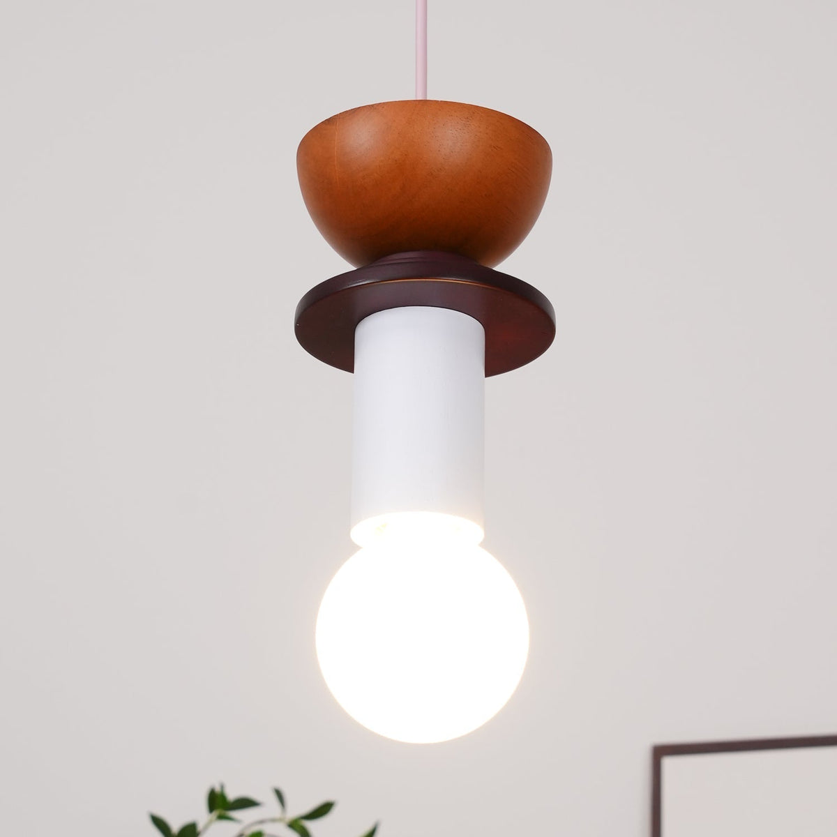 Gram lámpara colgante moderna de madera