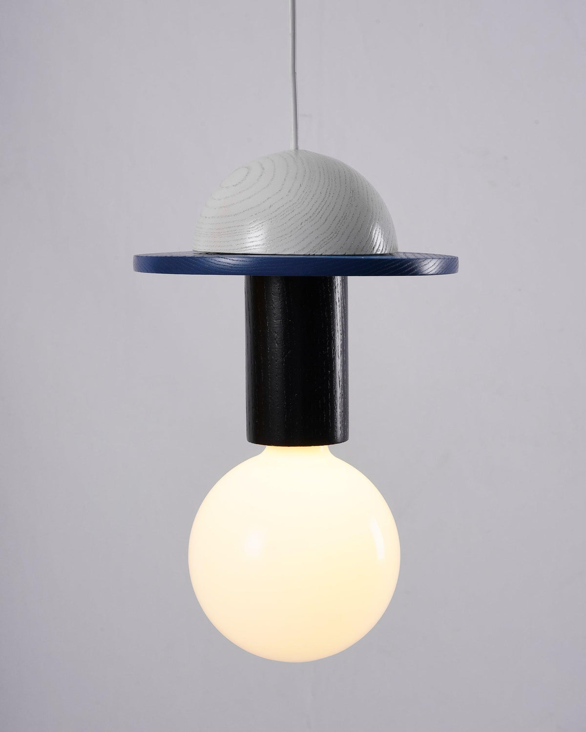 Gram lámpara colgante moderna de madera