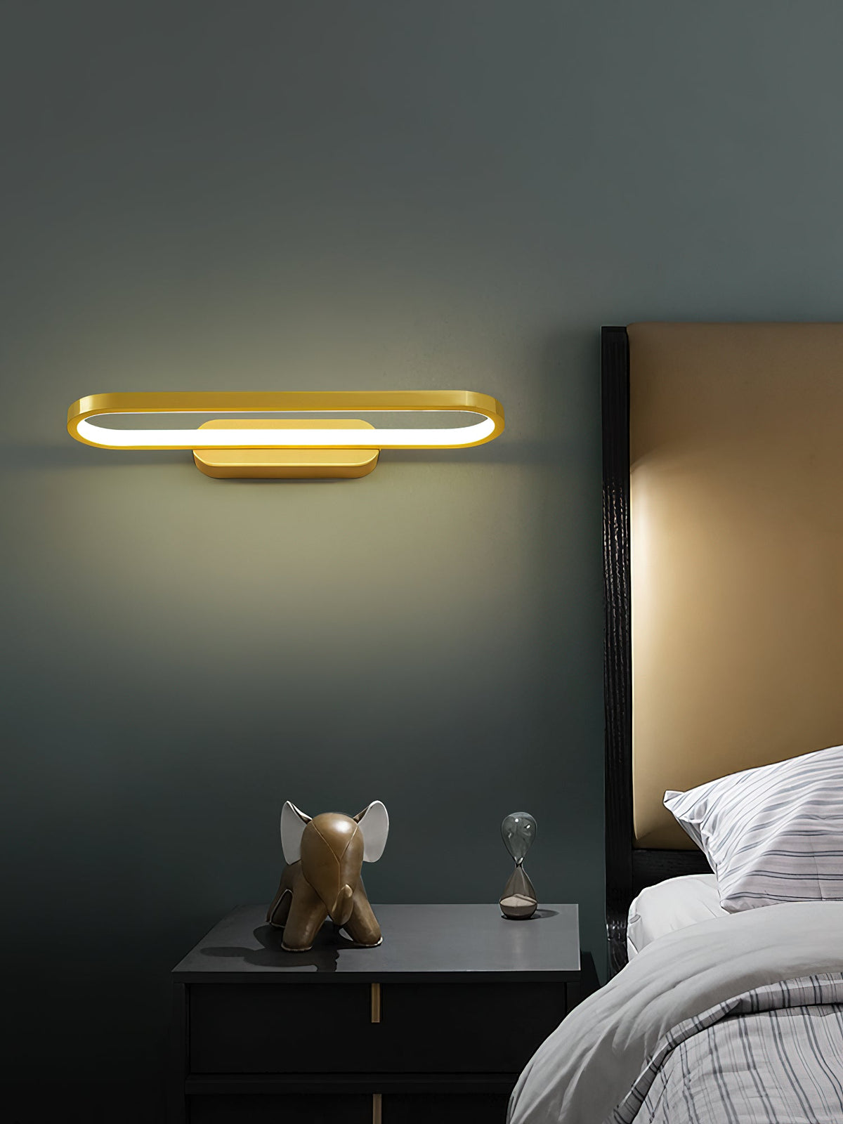 Auryn aplique de pared
