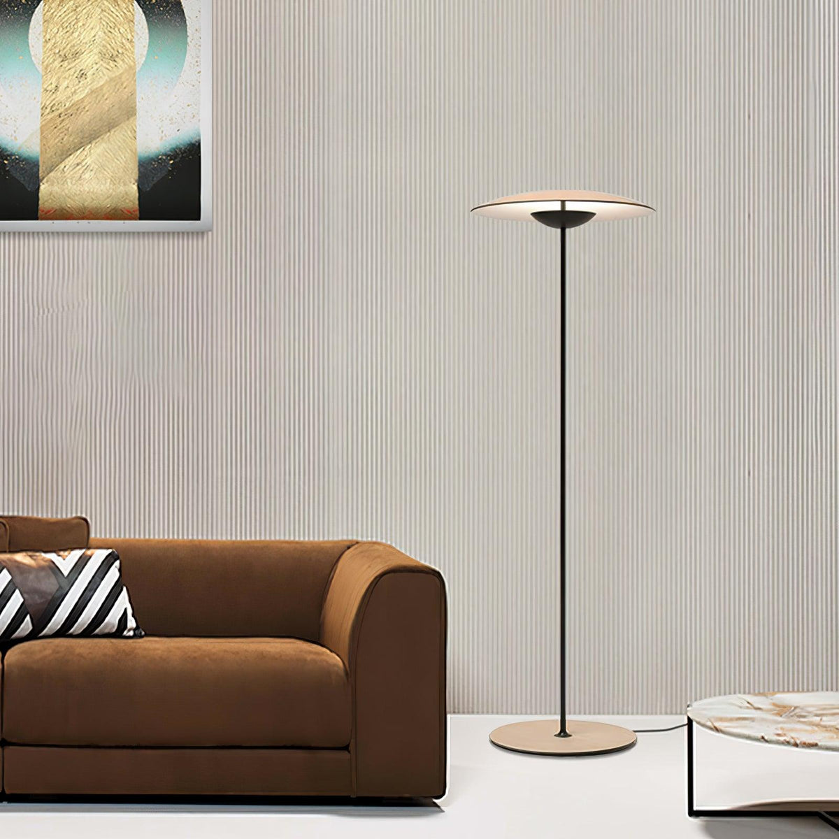 Ferinira lámpara de pie minimalista de aluminio