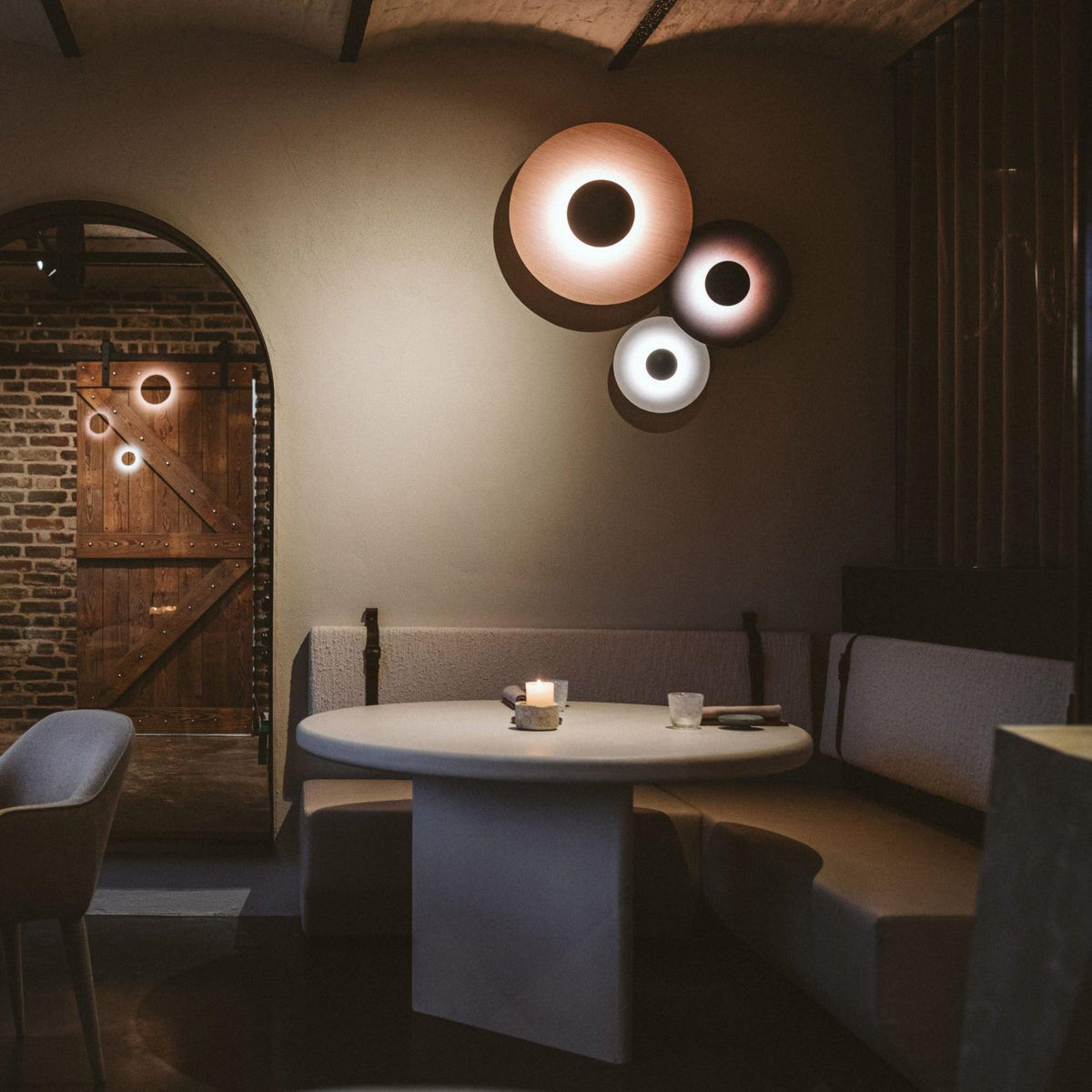 Xevan aplique de pared elegancia Simplicity resplandor