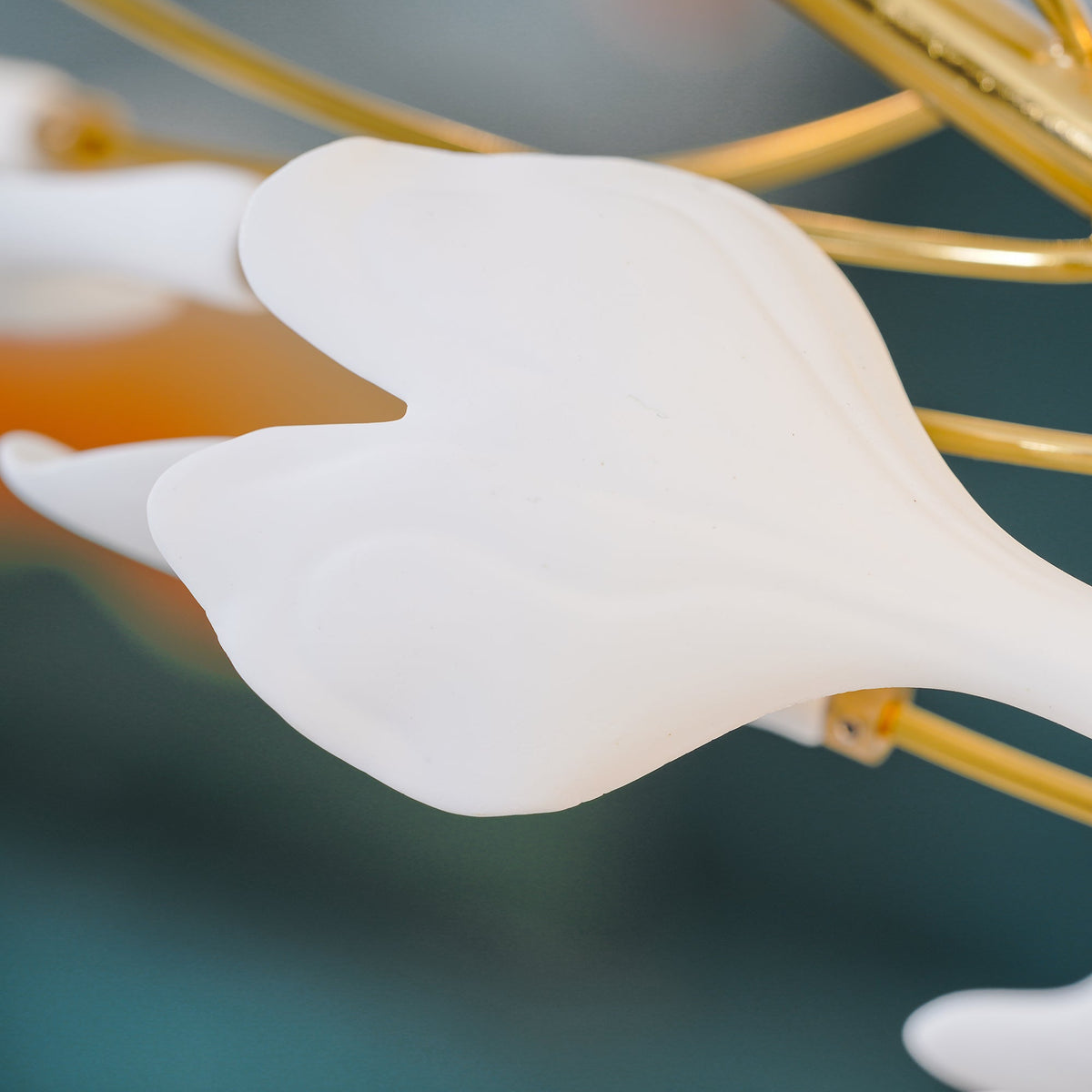 Umberis lámpara colgante Gingko Hojas de Porcelana dorada
