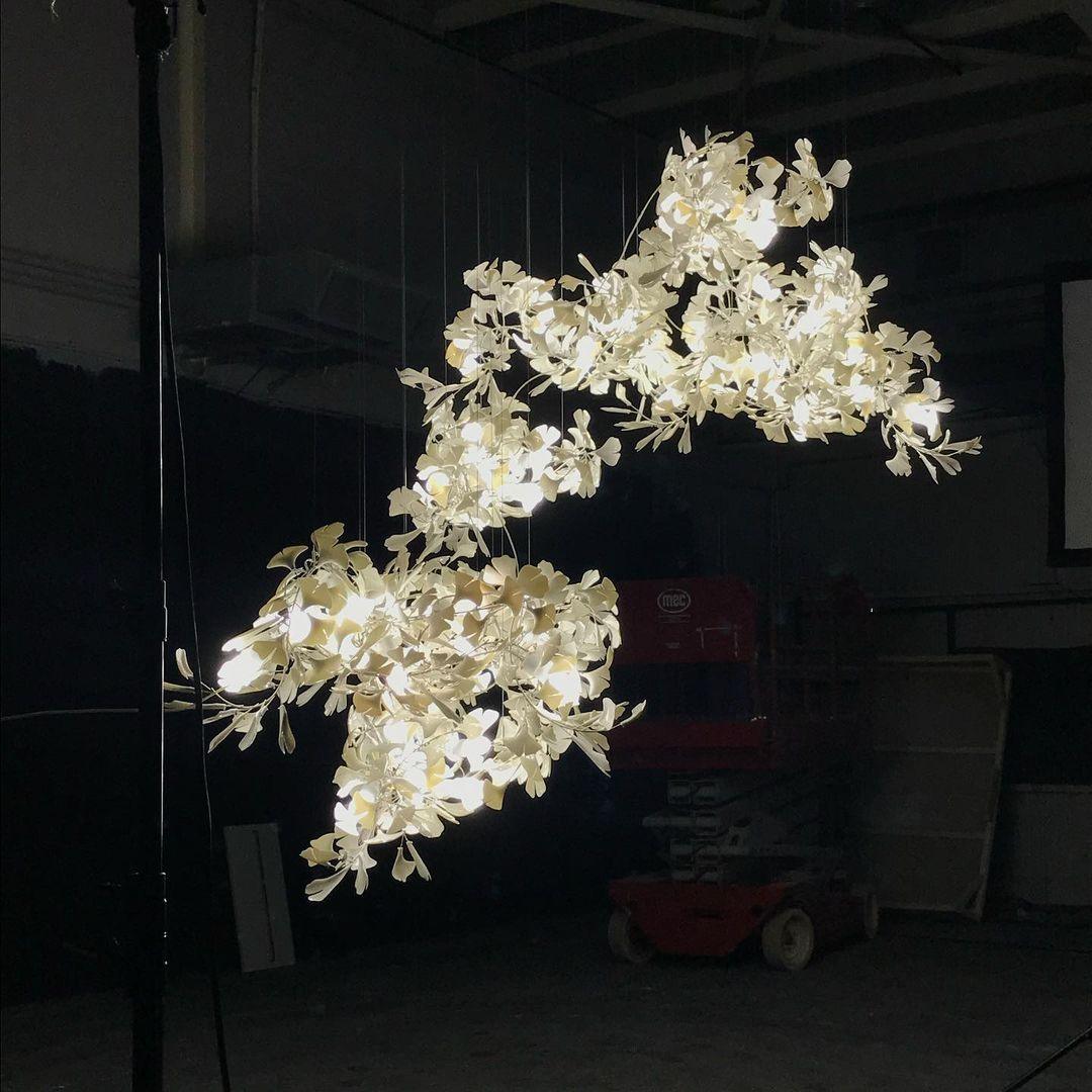 Cerivissa lámpara de araña Gingko de cerámica