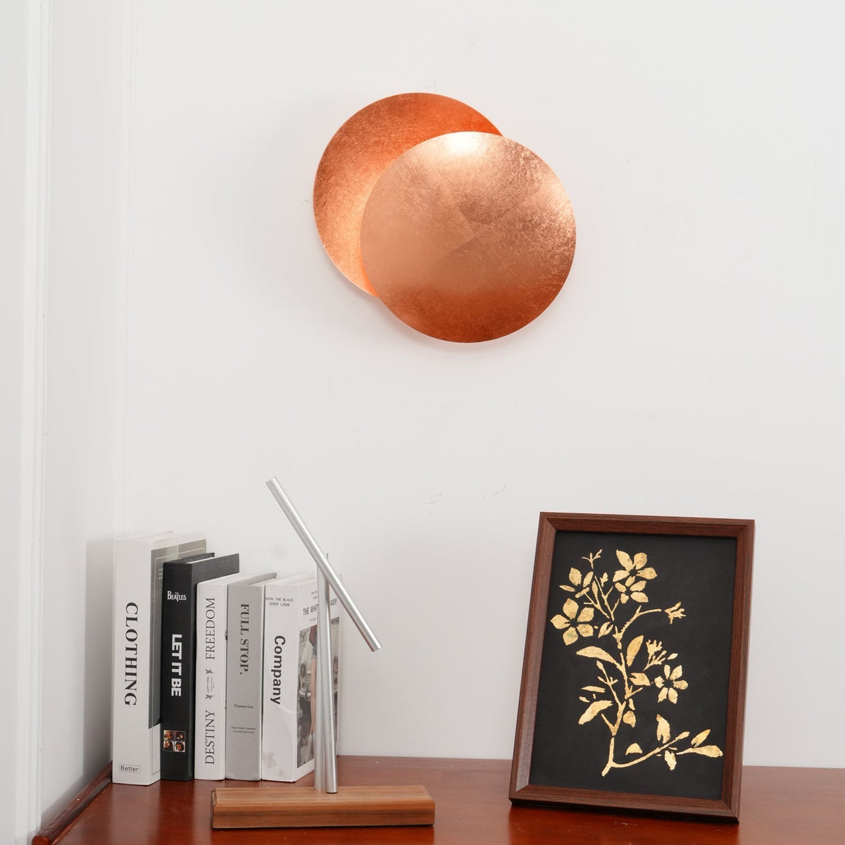 Fioris aplique de pared moderno y minimalista