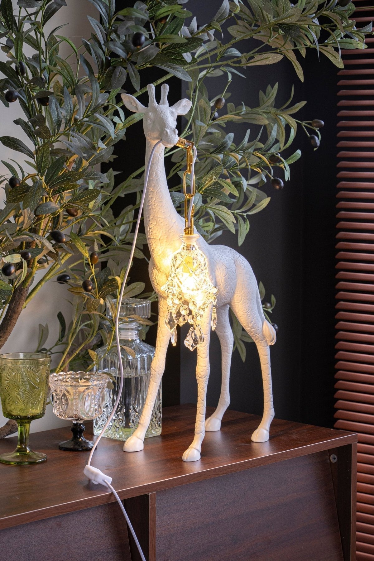 Fexl lámpara de pie de escultura Girafe Royale lujosa