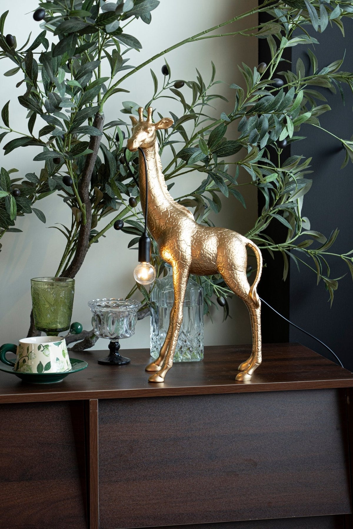 Fexl lámpara de pie de escultura Girafe Royale lujosa