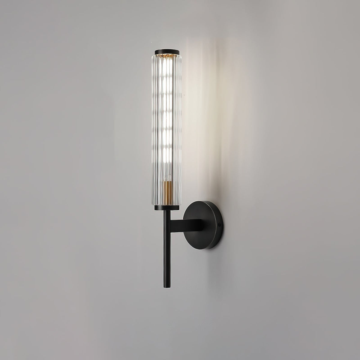 Faylen aplique de pared Premium lineal en latón con vidrio
