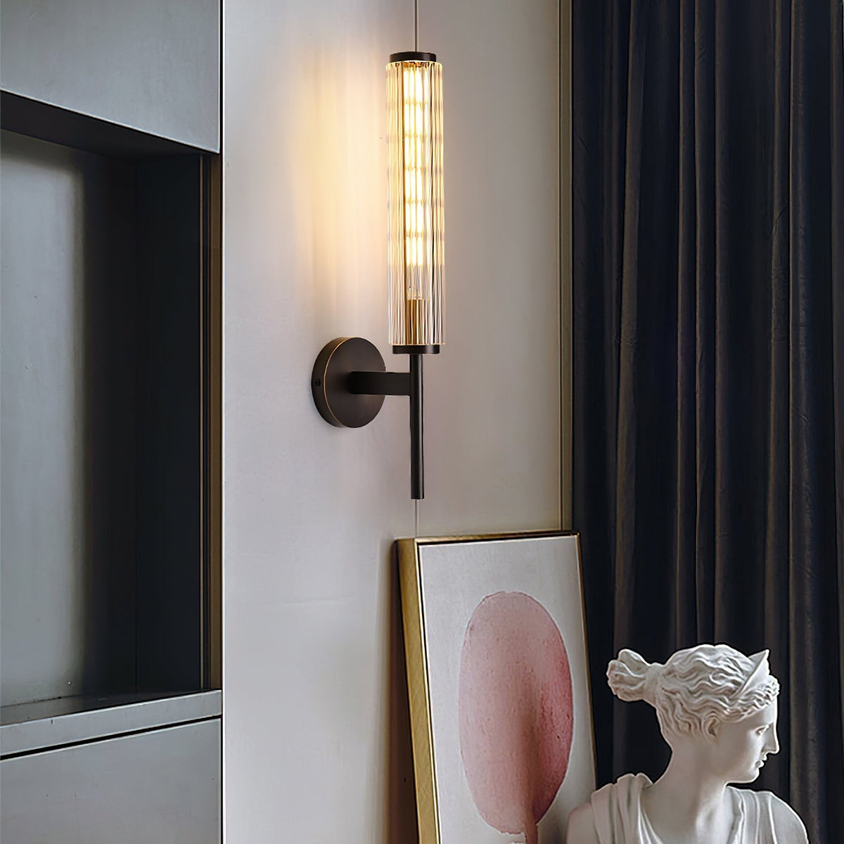 Faylen aplique de pared Premium lineal en latón con vidrio
