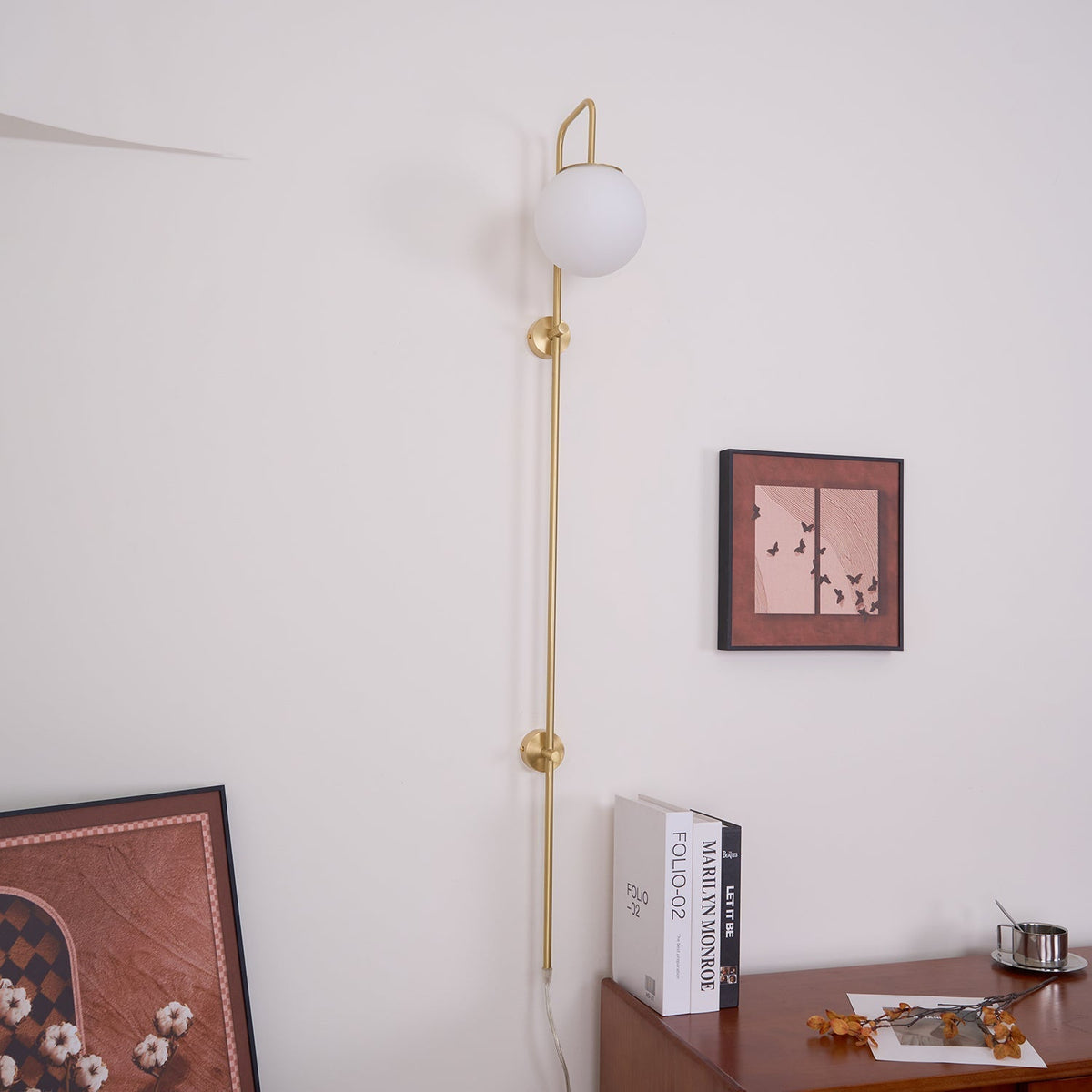Evshaia aplique de pared Premium elegancia Globo con bombilla enchufable de latón y vidrio