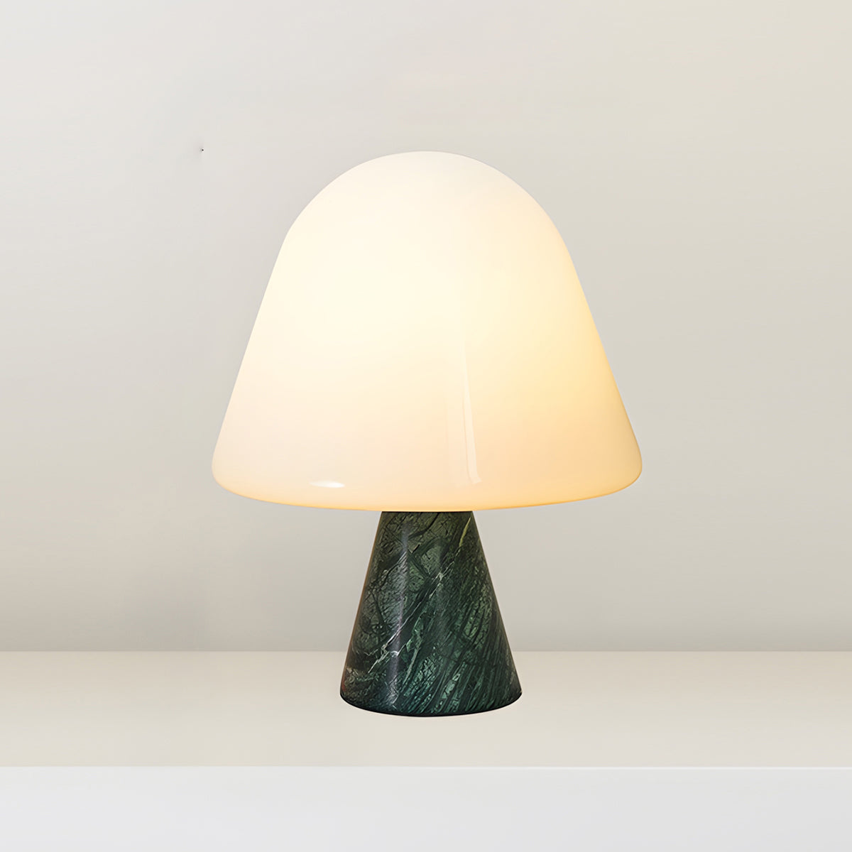 Sorinaya lámpara de mesa