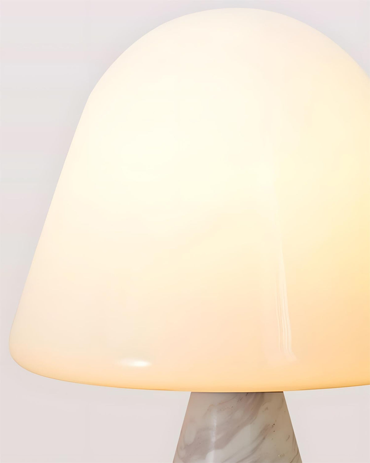 Sorinaya lámpara de mesa