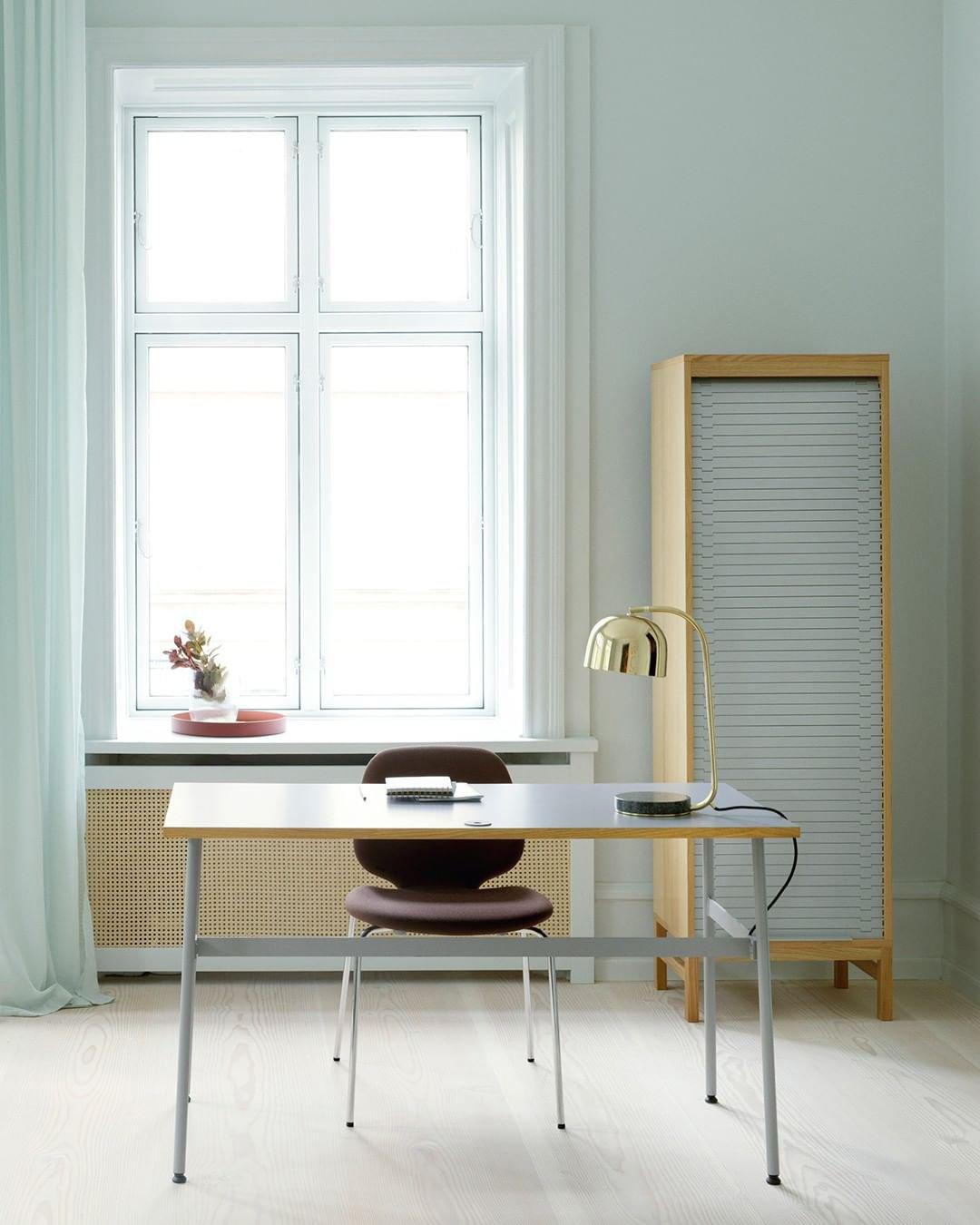 Noroora lámpara de mesa minimalista