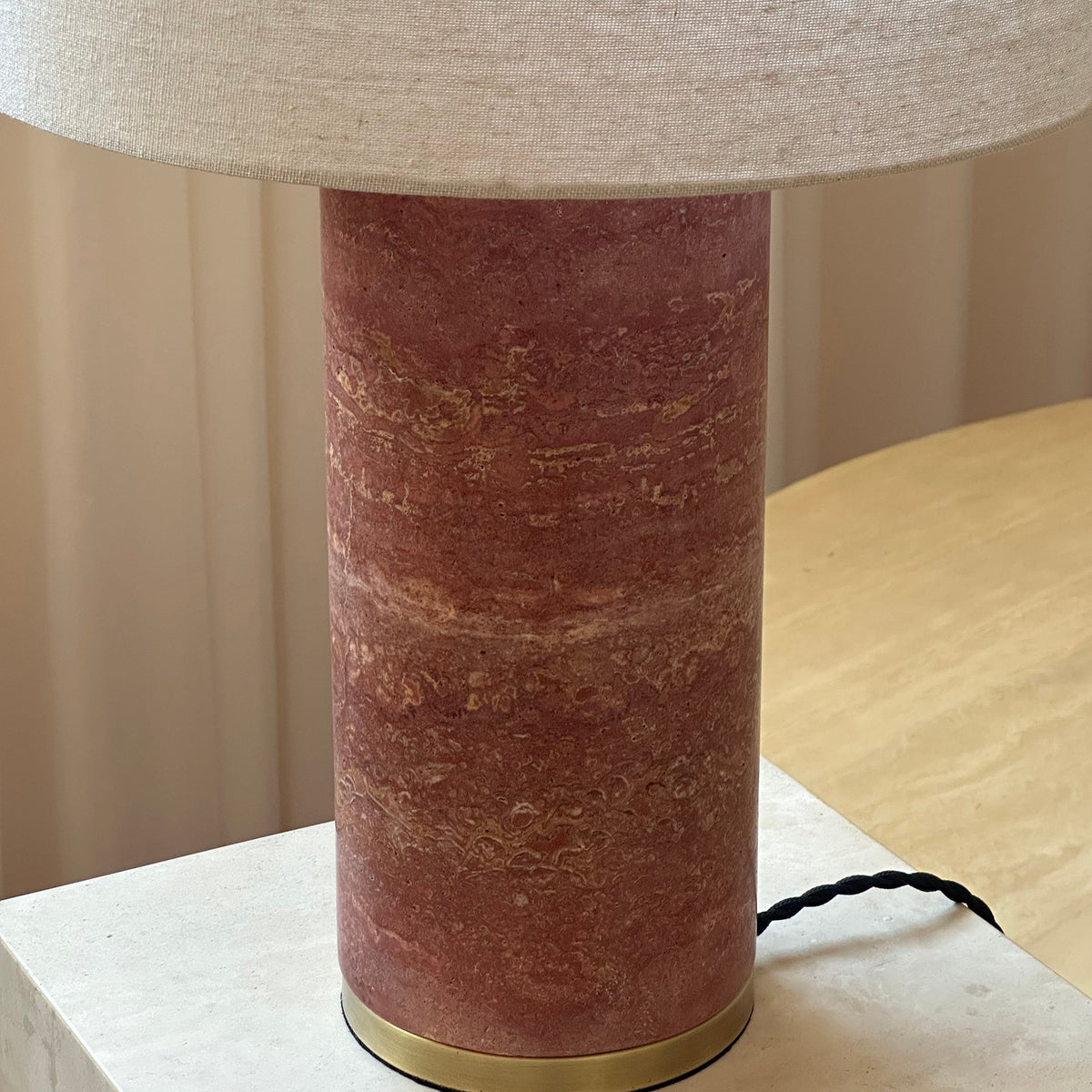 Avenanette lámpara de mesa