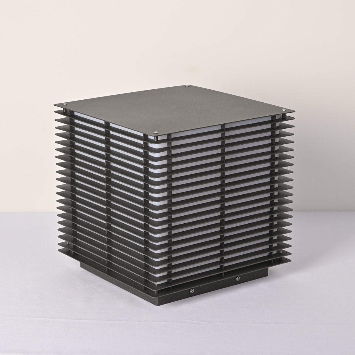 Cubra Grid Post luminaria exterior