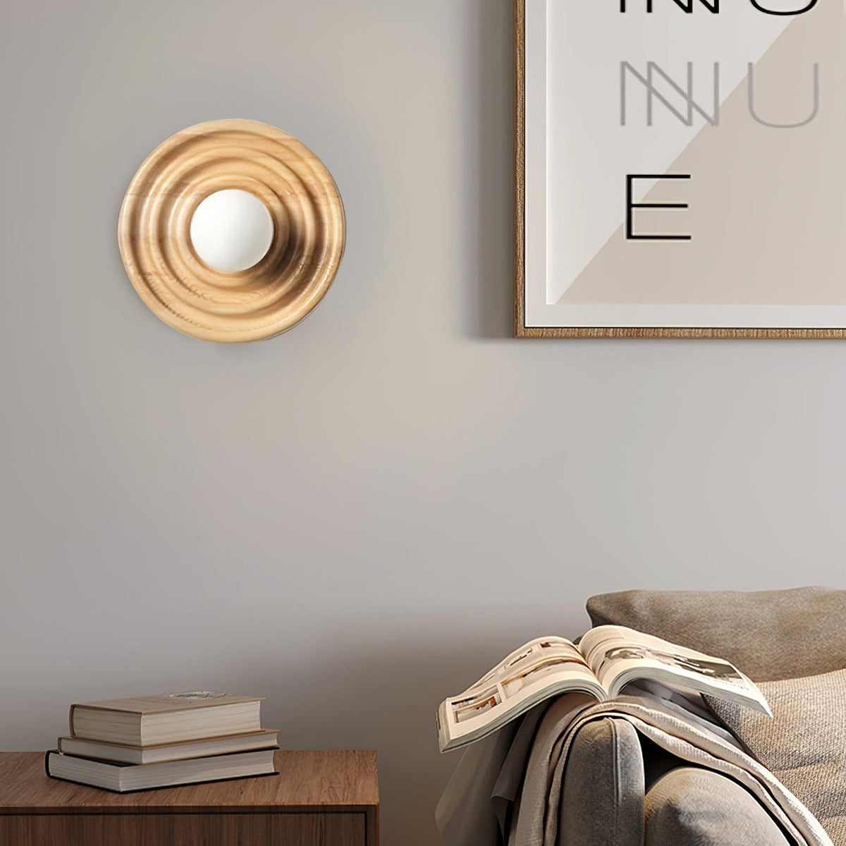 Aldinise aplique de pared efecto ondulado con cuerpo de madera de haya y cúpula de vidrio esfera
