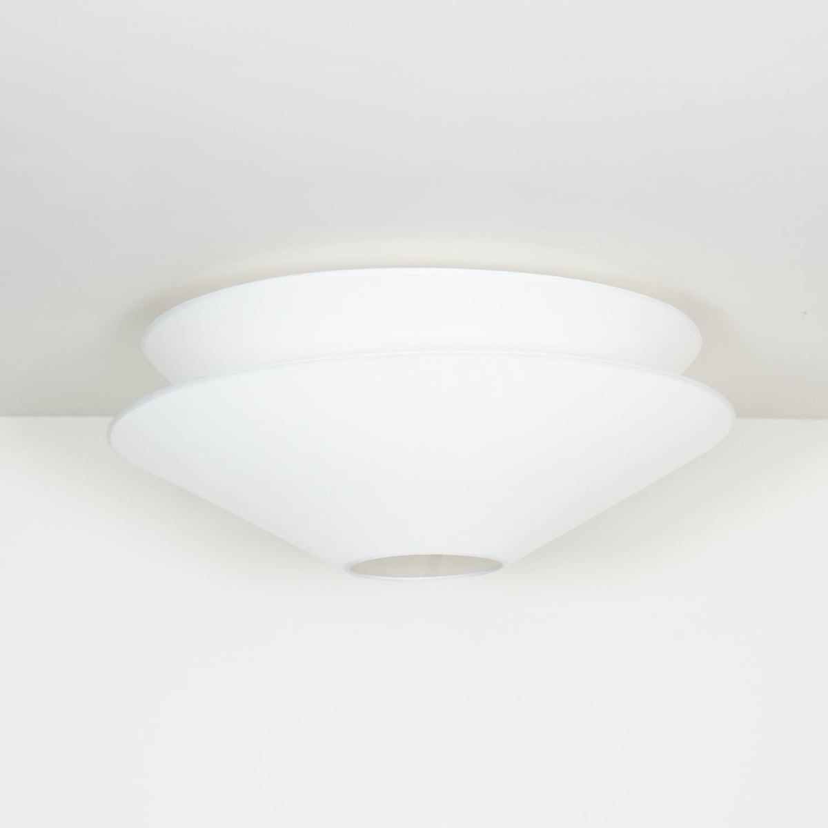 Ritta Lámpara de Techo de Doble Cono de Tela