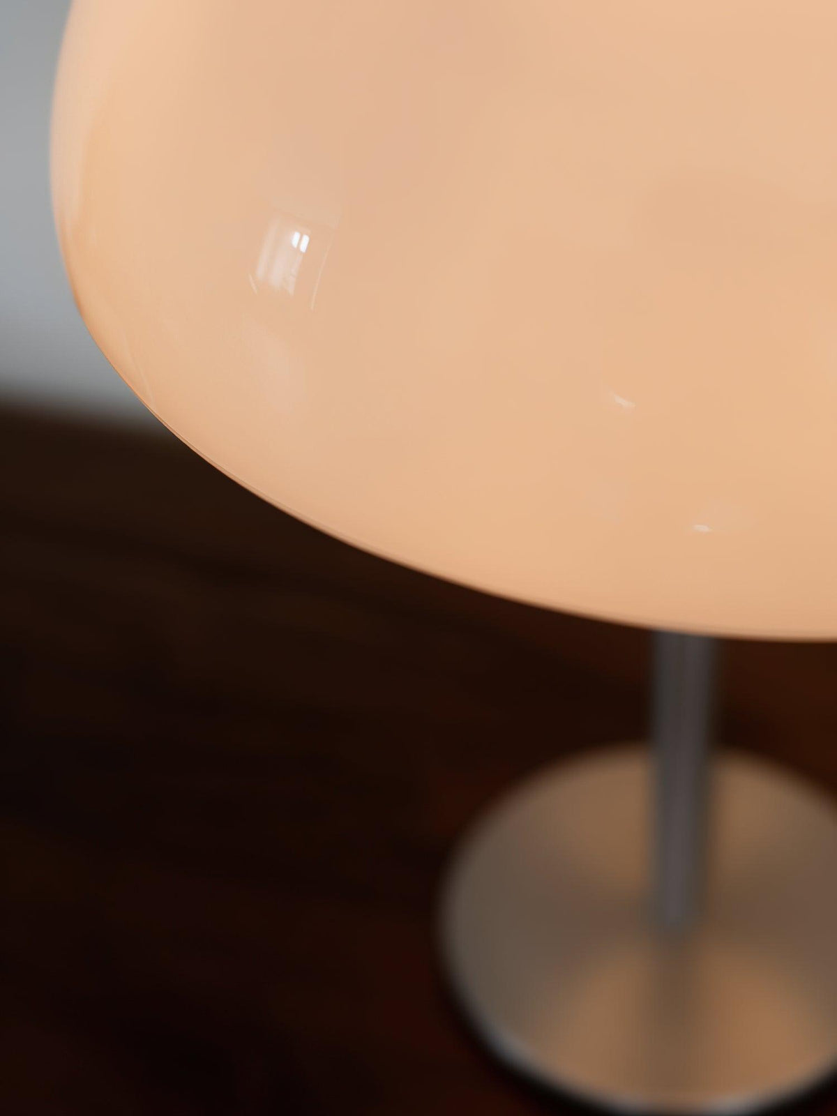 Nilten lámpara de mesa moderna de vidrio