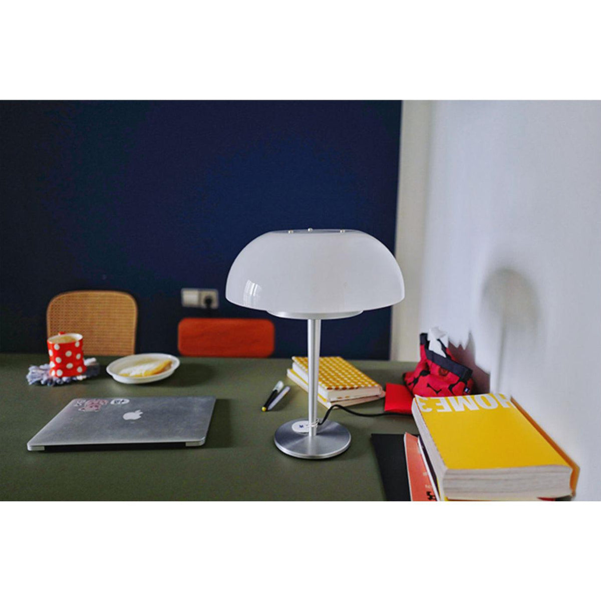 Nilten lámpara de mesa moderna de vidrio