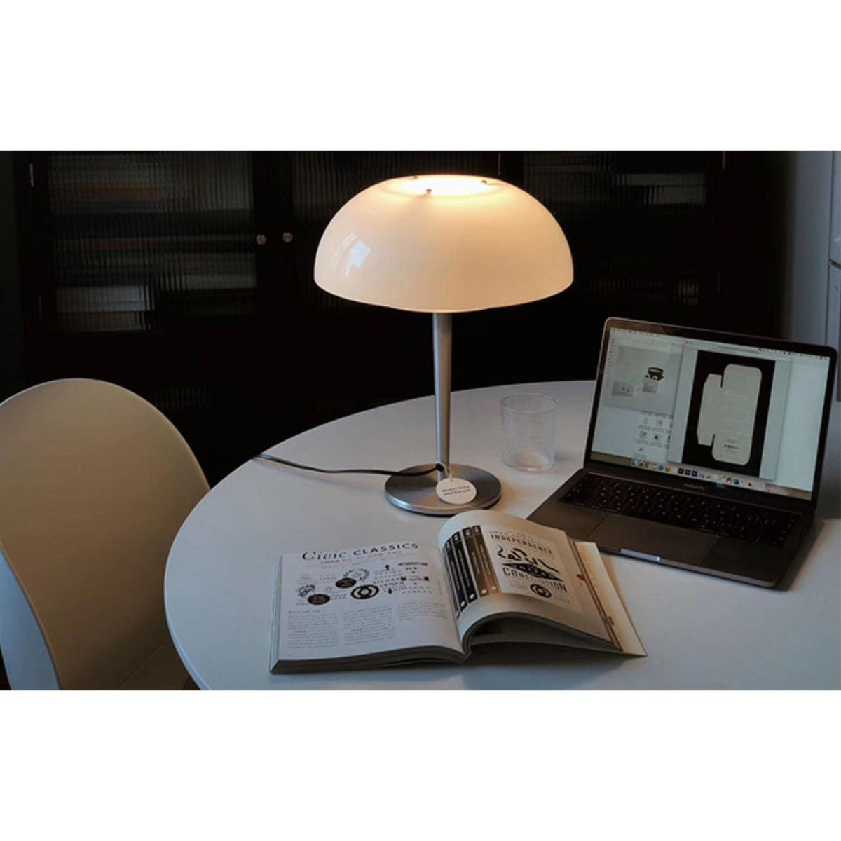 Nilten lámpara de mesa moderna de vidrio