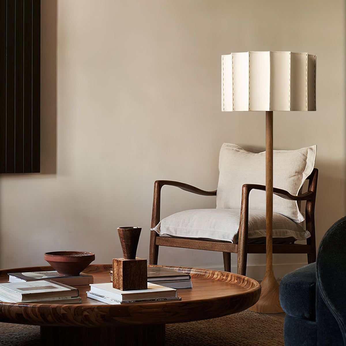 Bexi lámpara de pie minimalista de madera