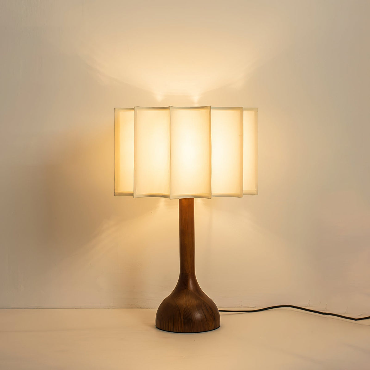 Livenq lámpara de mesa de madera y tejido
