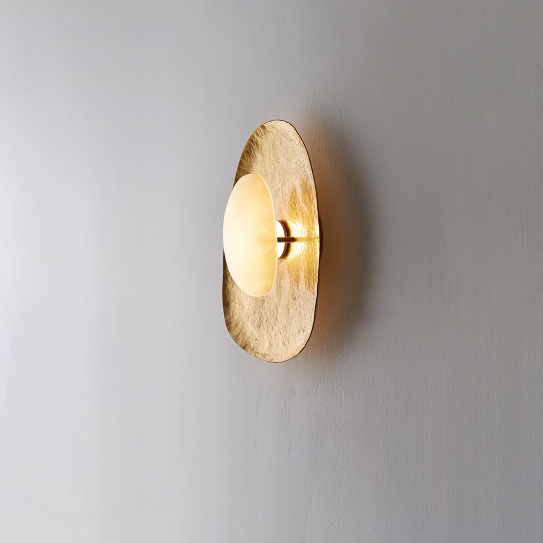 Terieaine Halo Aperture aplique de pared