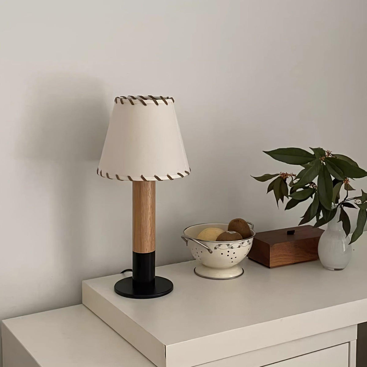 Virainina lámpara de mesa