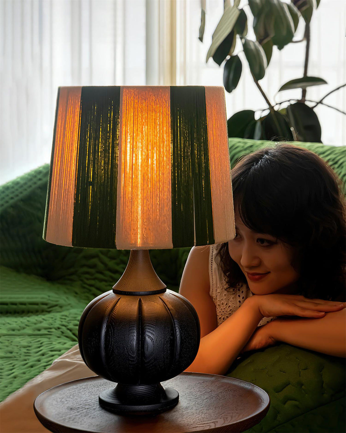 Viraorise lámpara de mesa