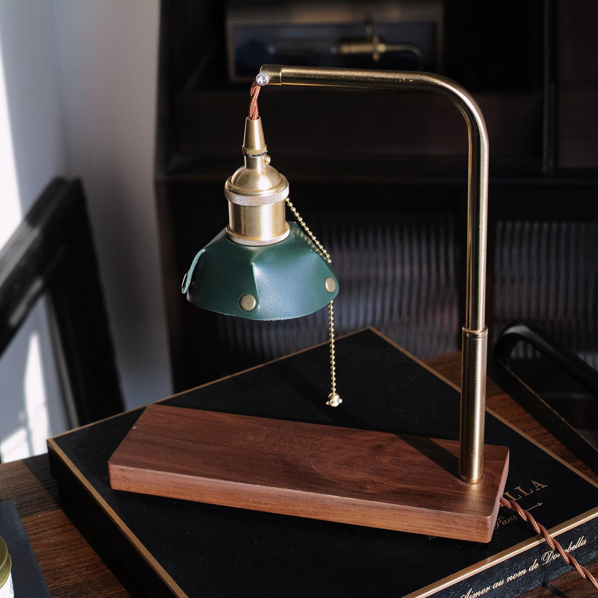 Clark lámpara de mesa moderna de madera