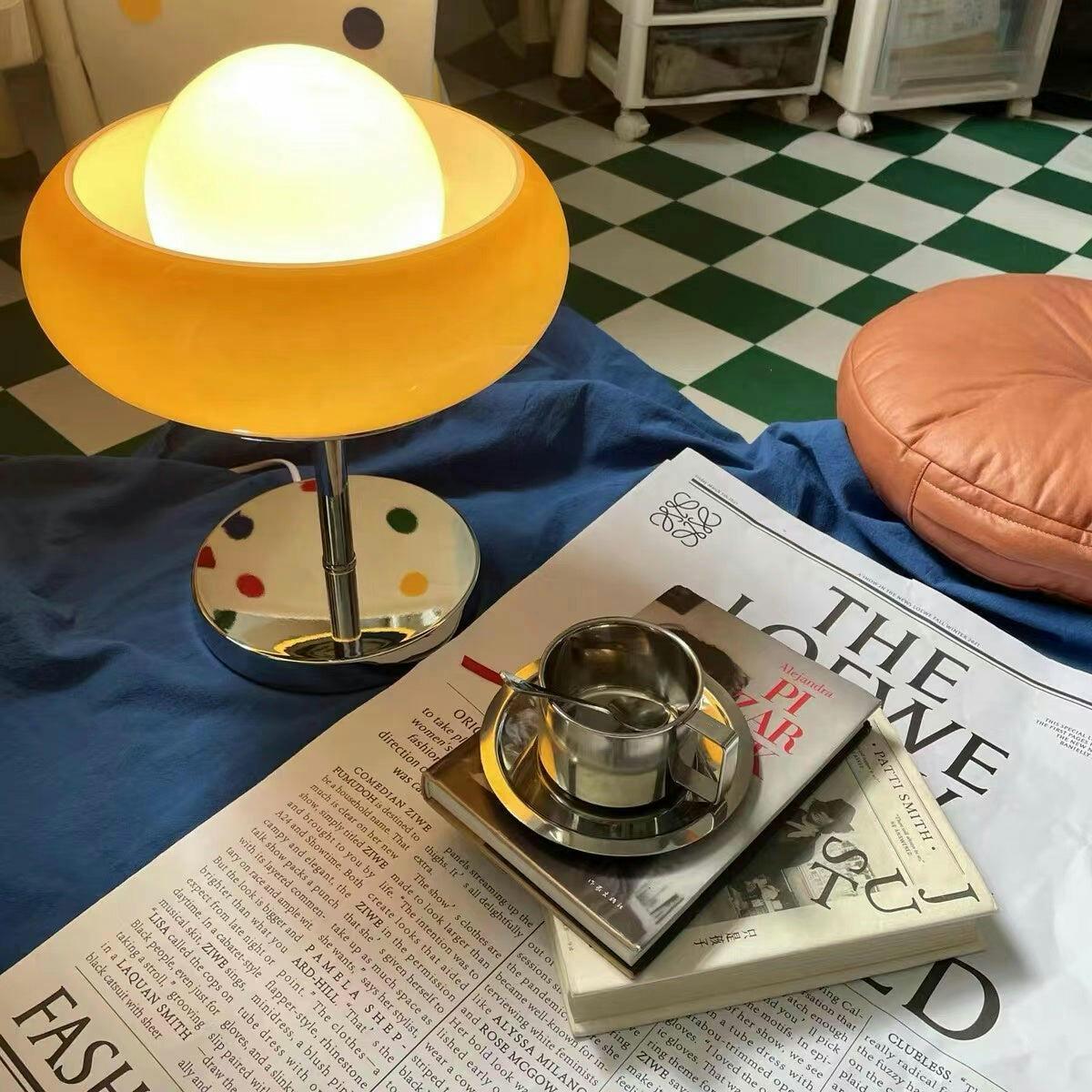 Solise lámpara de mesa de vidrio