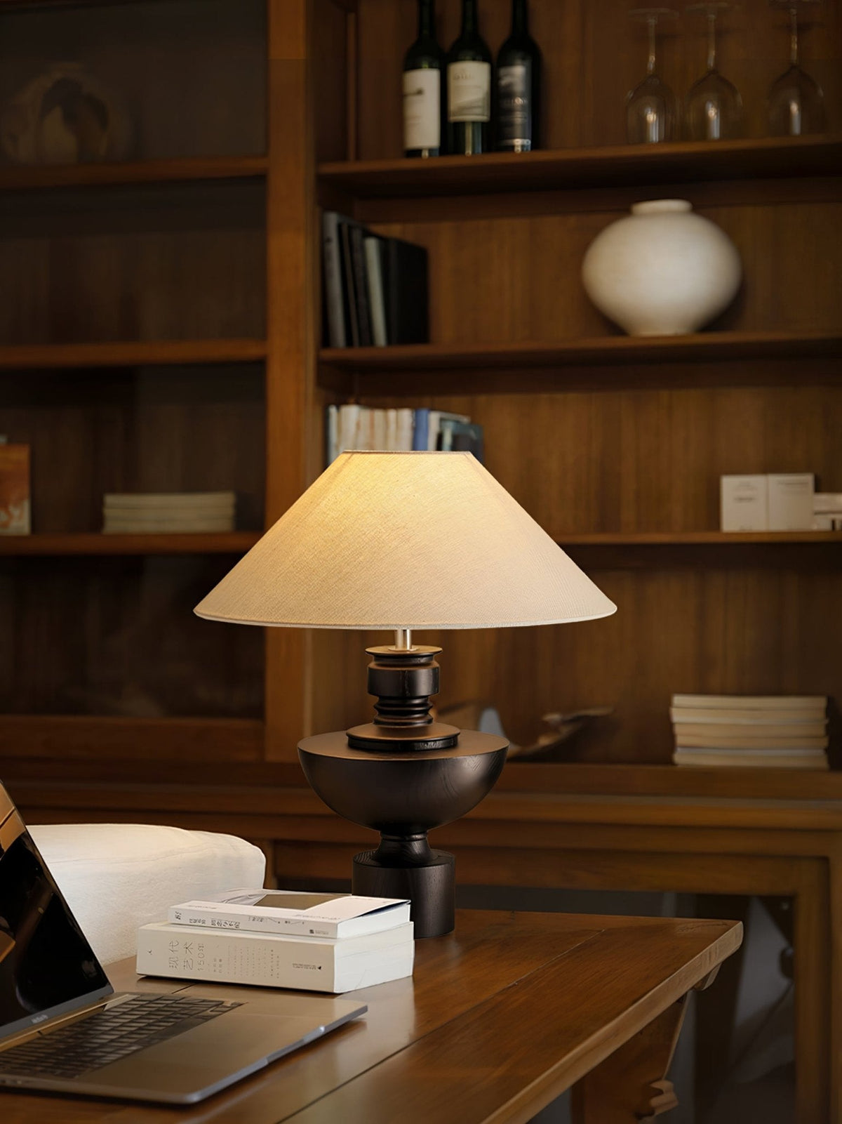 Dunell lámpara de mesa de madera y tejido vintage