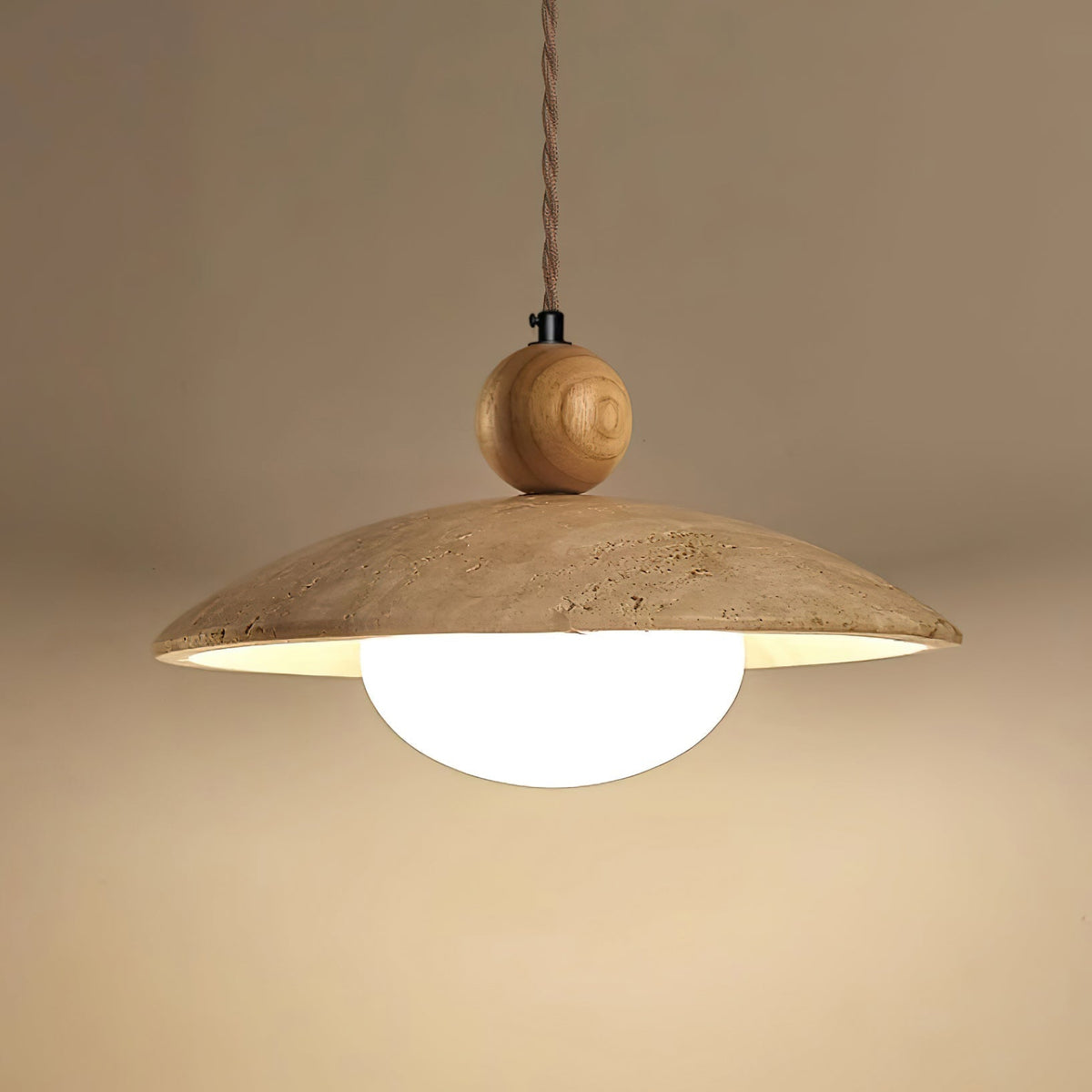 Travaro lámpara colgante de travertino con acento de madera
