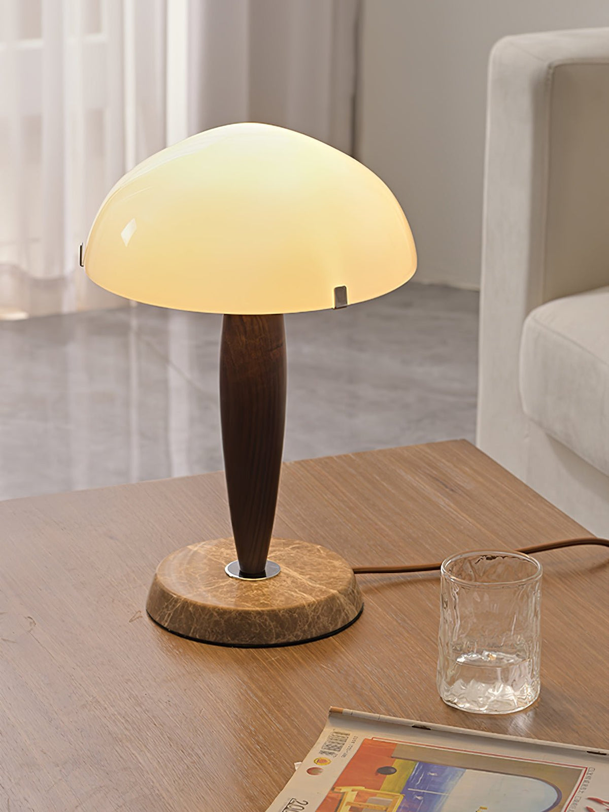 Emerson lámpara de mesa de madera