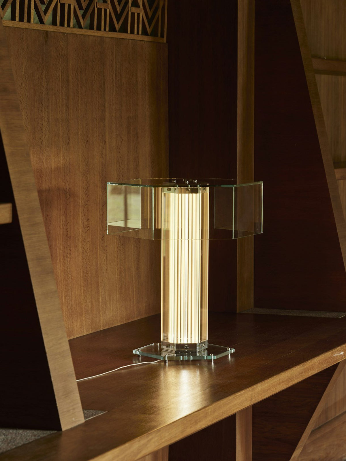 Hexagonal lámpara de mesa de vidrio