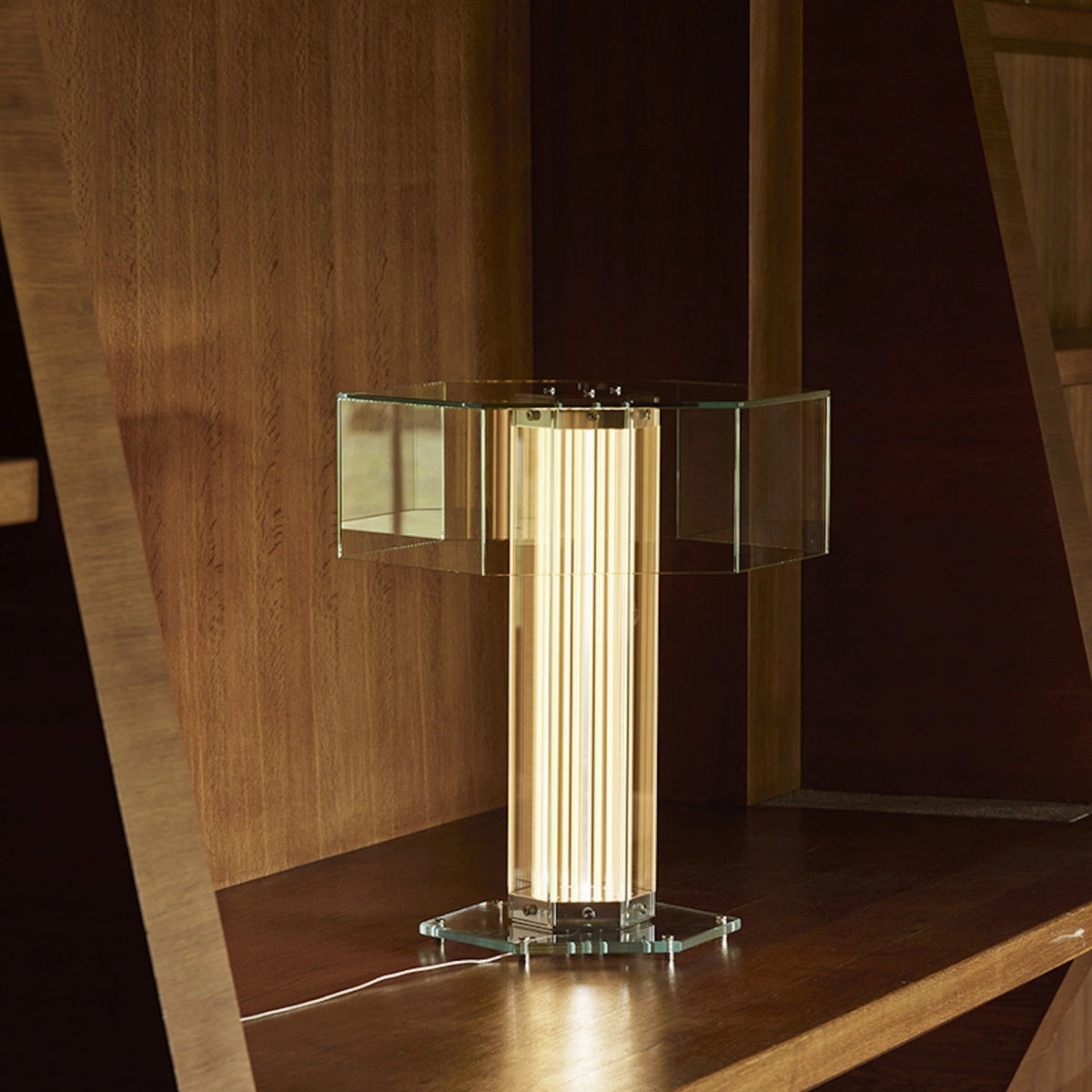 Hexagonal lámpara de mesa de vidrio