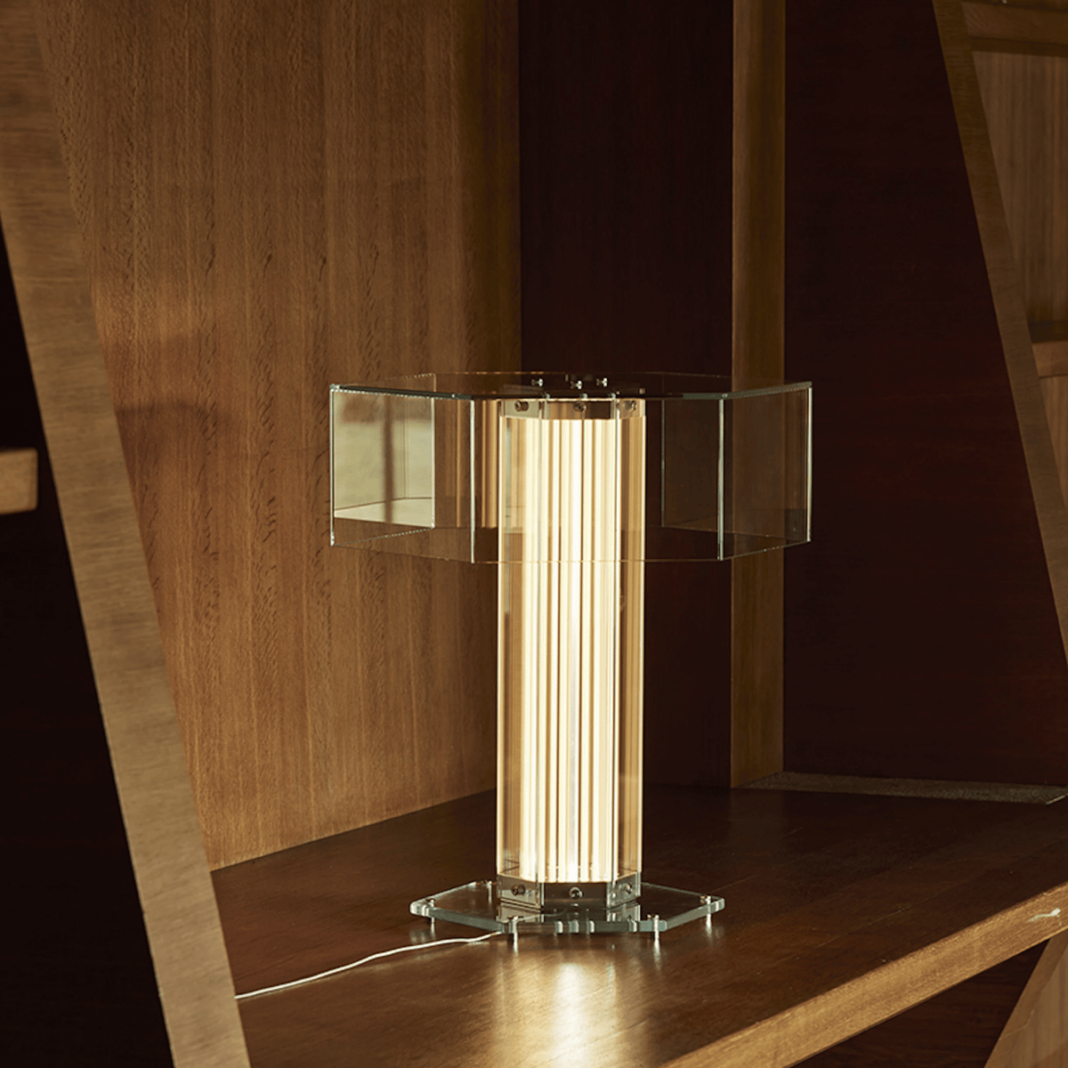 Hexagonal lámpara de mesa de vidrio