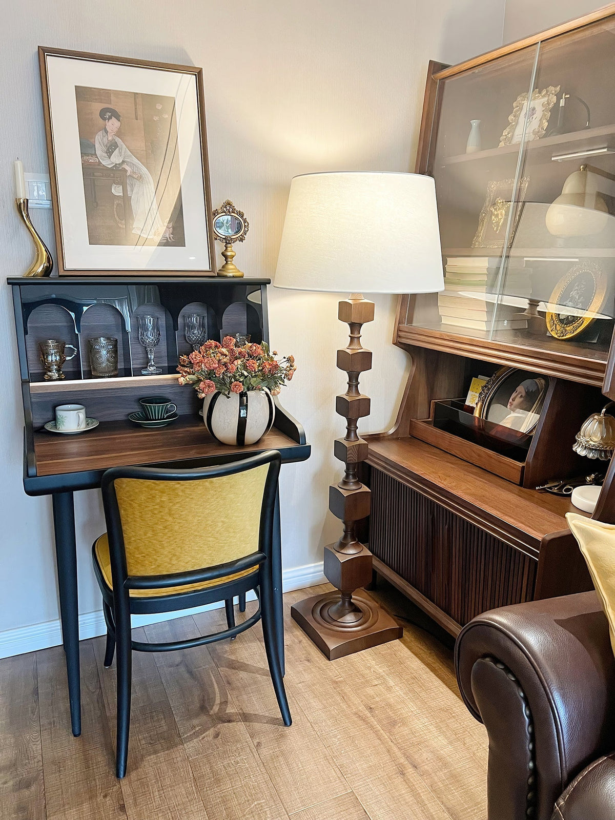 Sylarelle lámpara de pie Hexas de madera