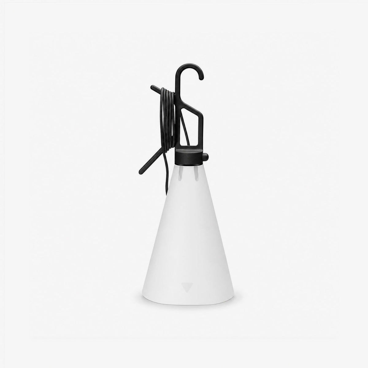 Hook lámpara de mesa con mango en forma de cono
