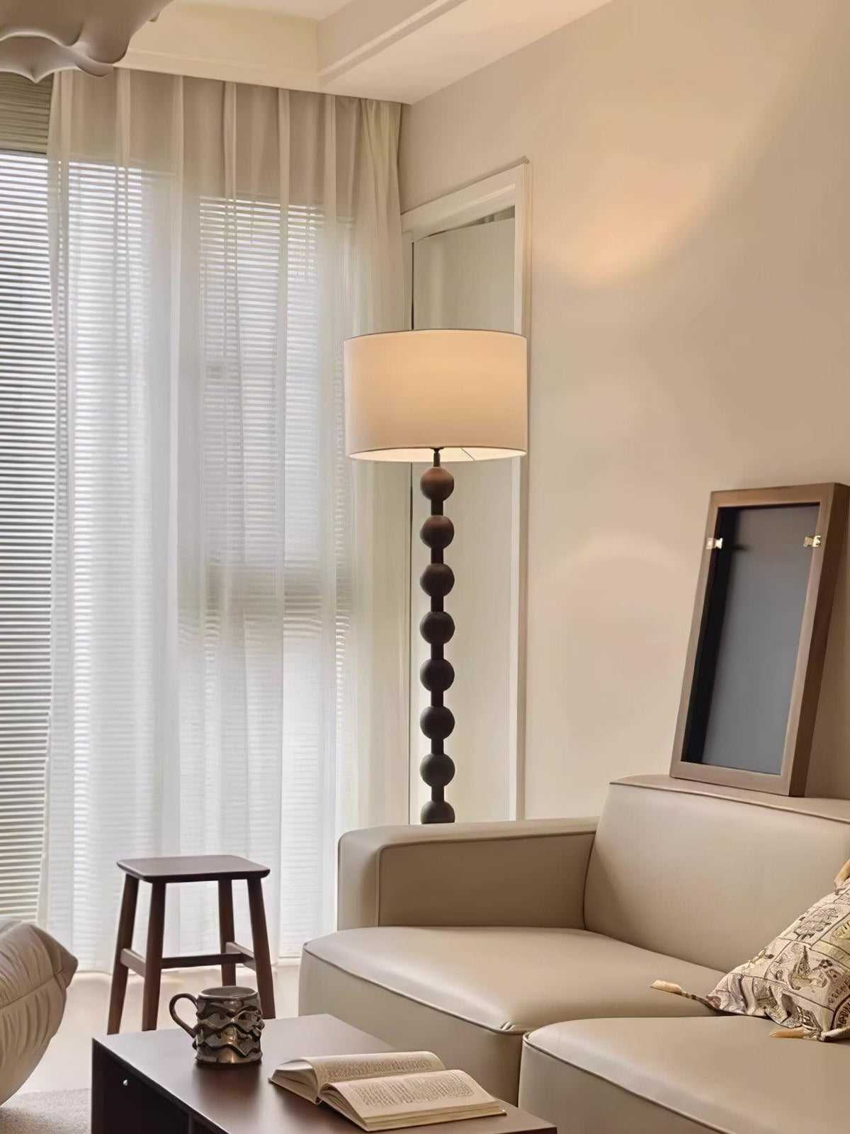 Paston lámpara de pie de madera y tejido