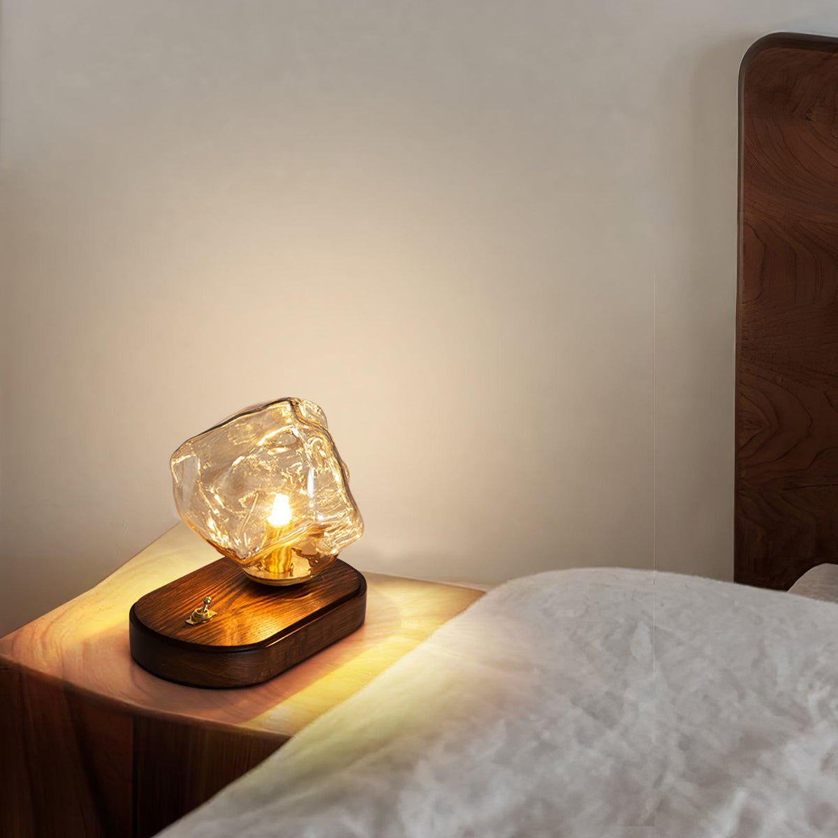 Maris lámpara de mesa artística de madera