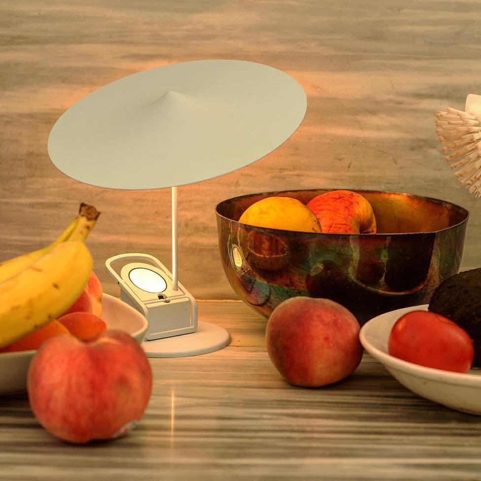 Lumoce lámpara de mesa futurista