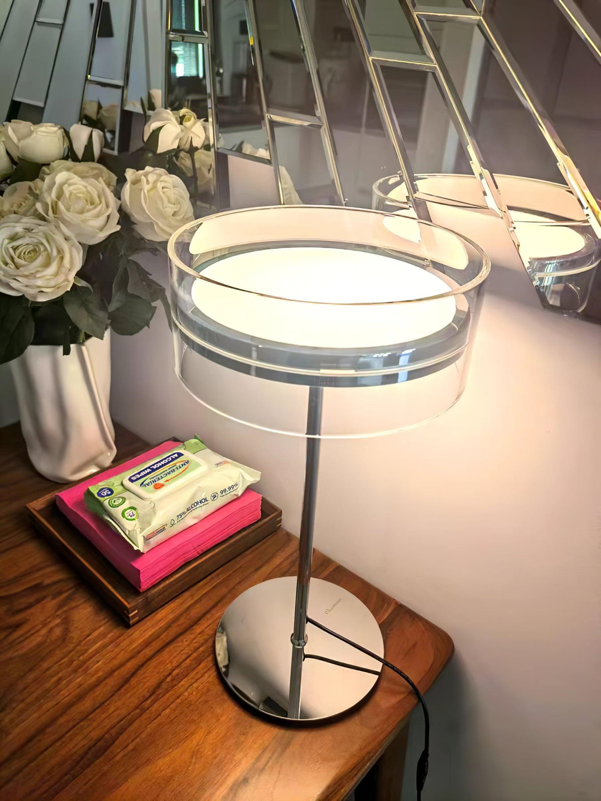 Lioreette lámpara de mesa en cromo y vidrio
