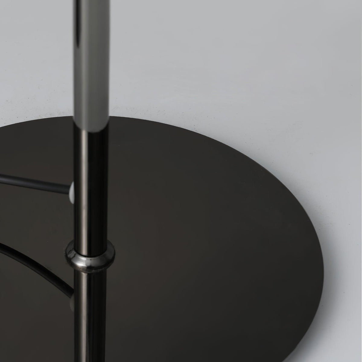 Lioreette lámpara de mesa en cromo y vidrio