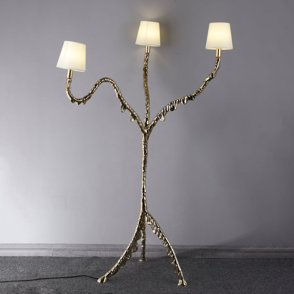 Dendria lámpara de pie Triple-Arm Branch Sculptural
