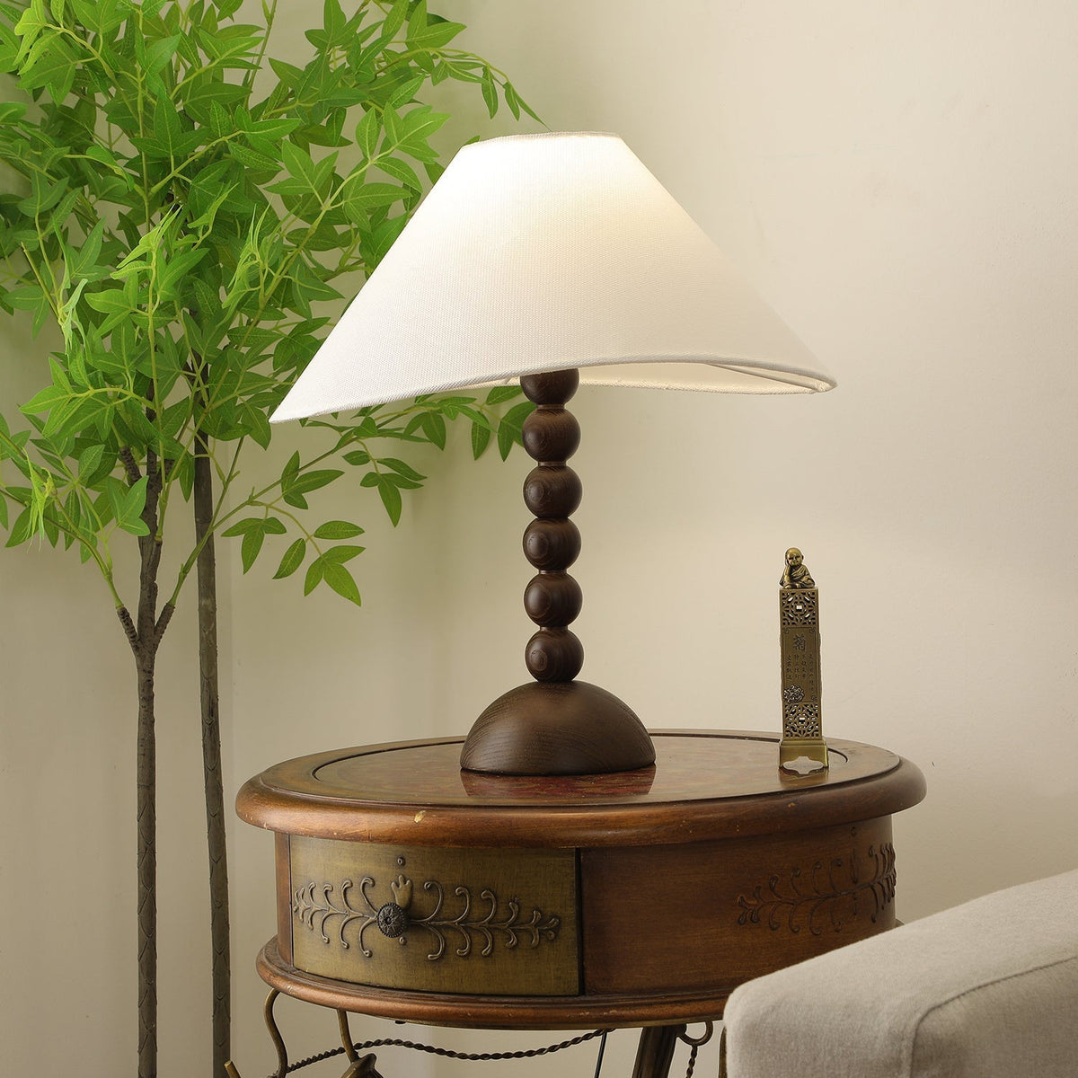 Lennox lámpara de mesa elegante de madera y tejido